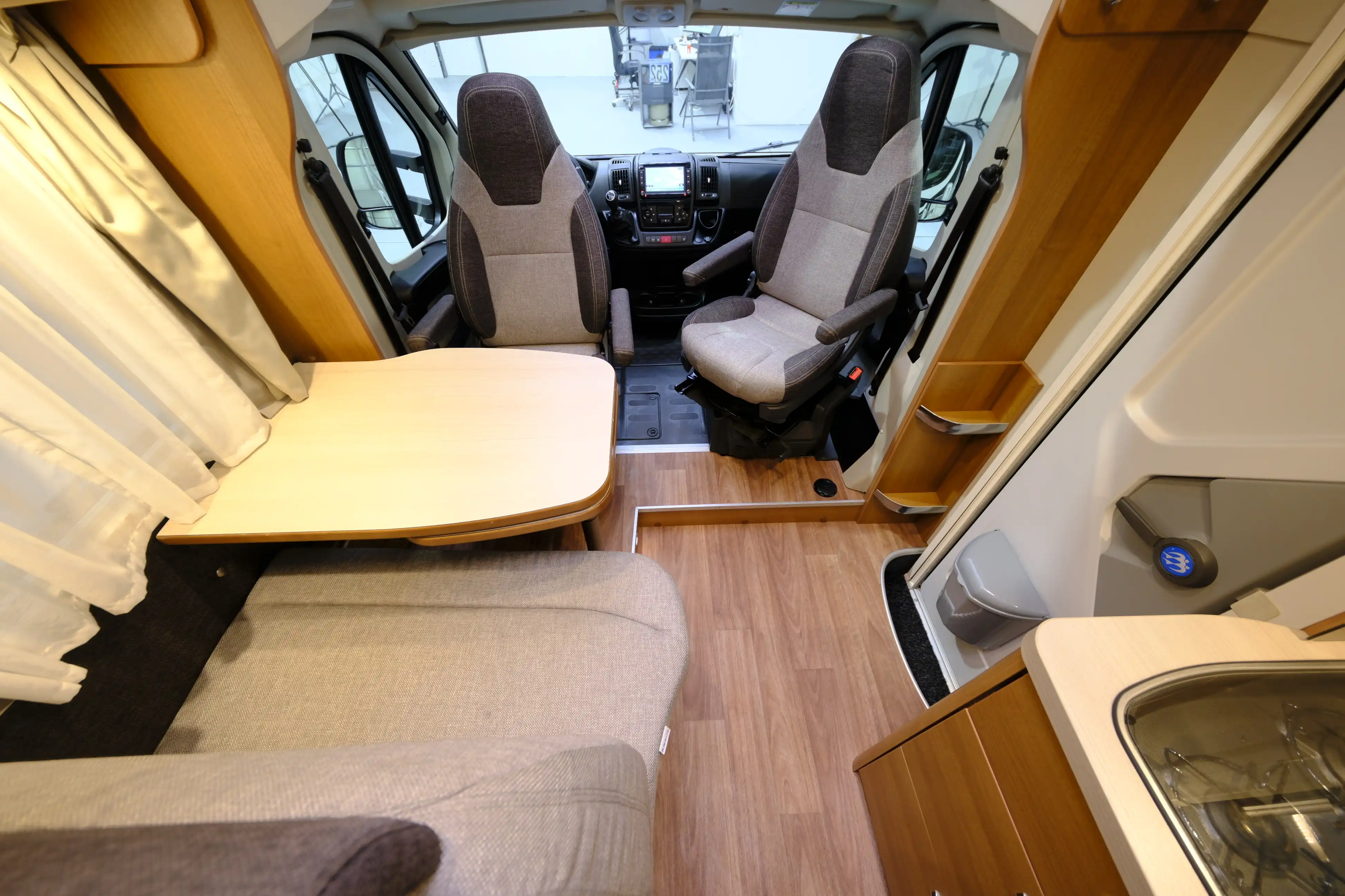 KNAUS Van TI 650 MEG Platinum Selection - Ansicht 7